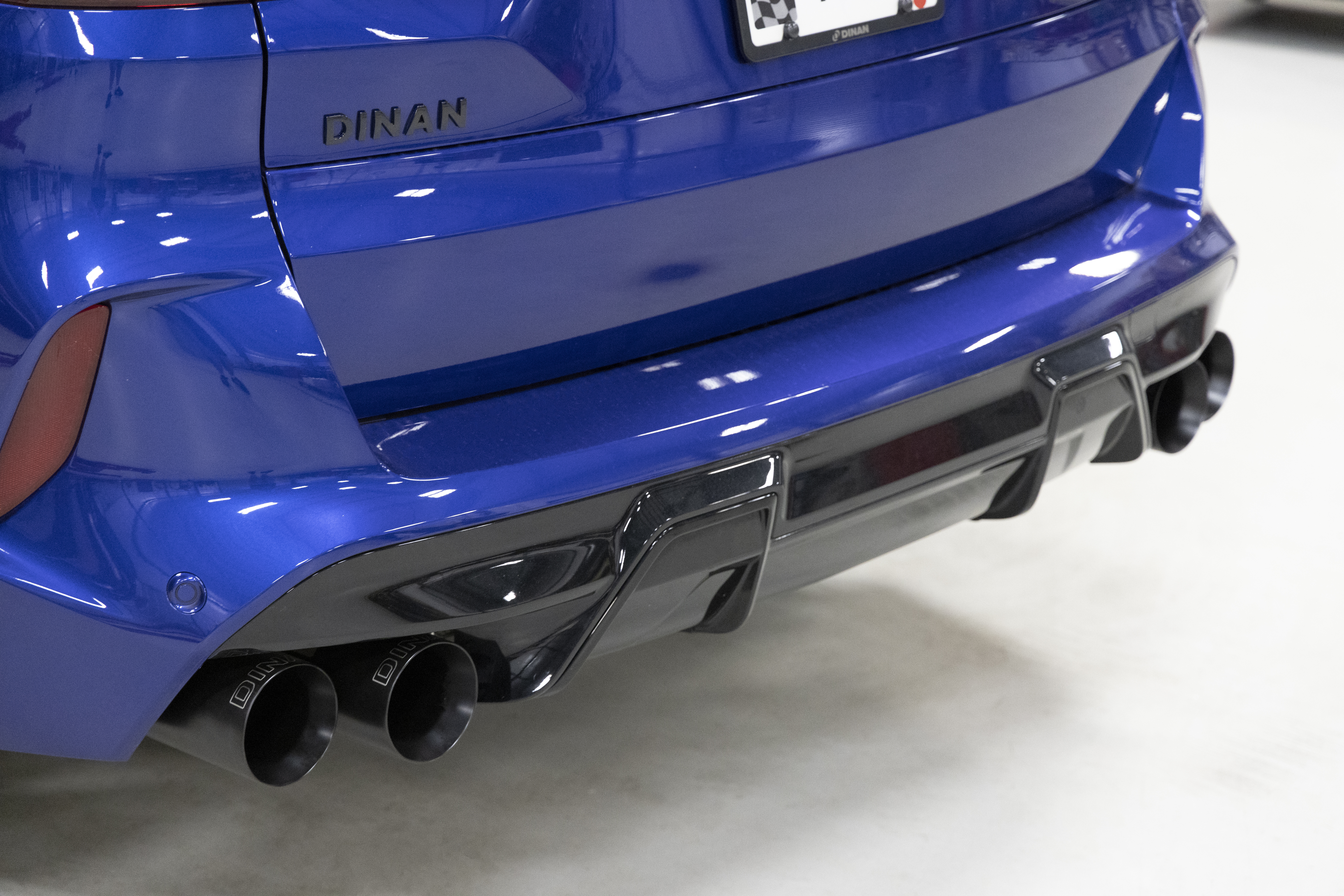 D660-0090 Dinan Valved Axle-Back Exhaust - 2020-2025 BMW X5M/X6M - Bild 8 von 12