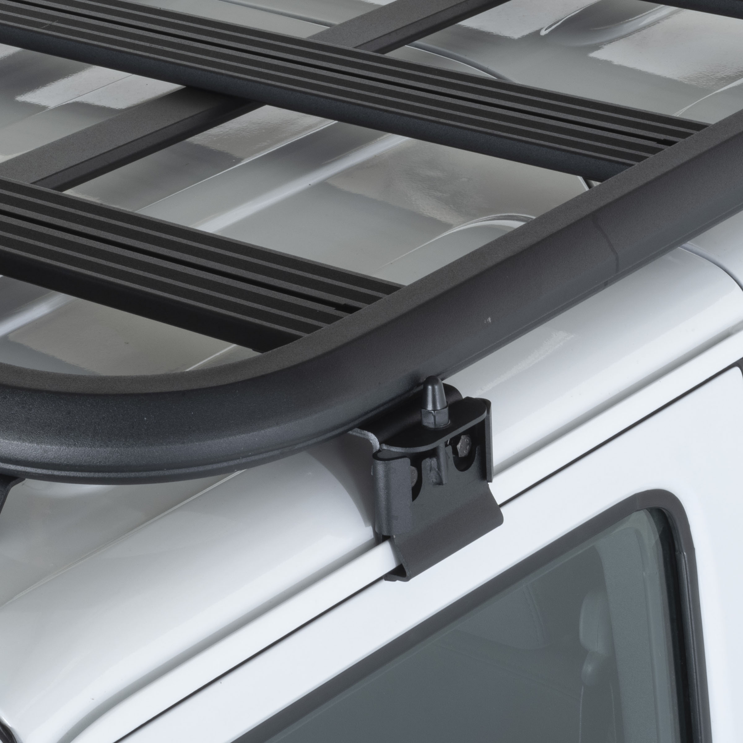 Smittybilt J01 Defender Platform Roof Rack Mounts for 07-18 Jeep 