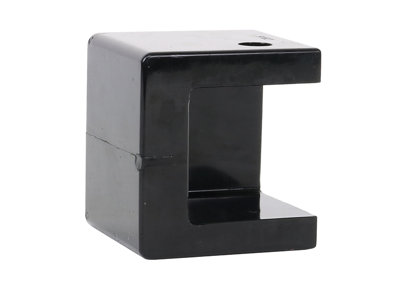 Center Hood Rest ; Replaces Peterbilt OEM# 13-03114