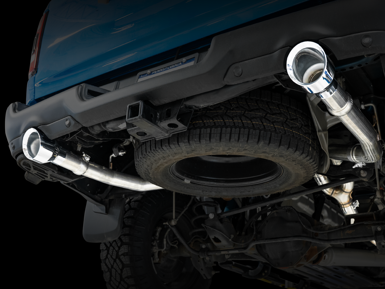 AWE Tuning 0FG Dual Rear Exit Catback RAM 1500 5.7L | (3015-32002)